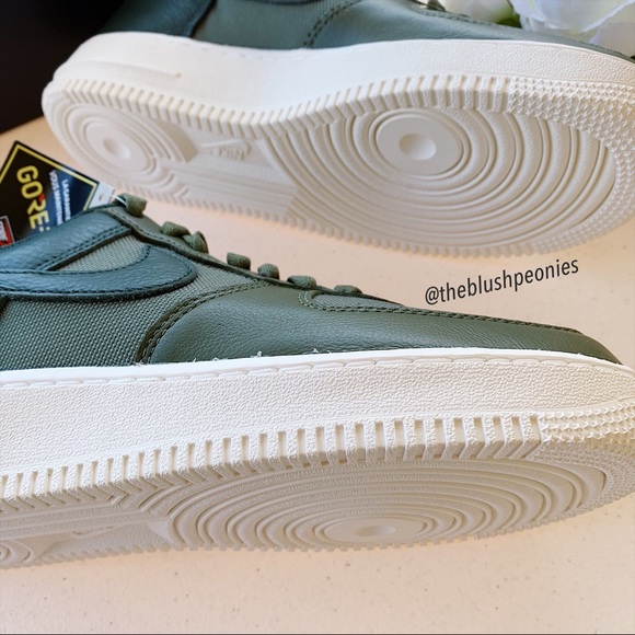 Nike Air Force 1 GTX. NWT - Picture 14 of 14